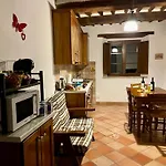 Le Querciole In Val D'orcia شقة بانيو فينيوني