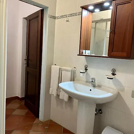 Le Querciole In Val D'orcia Apartment *