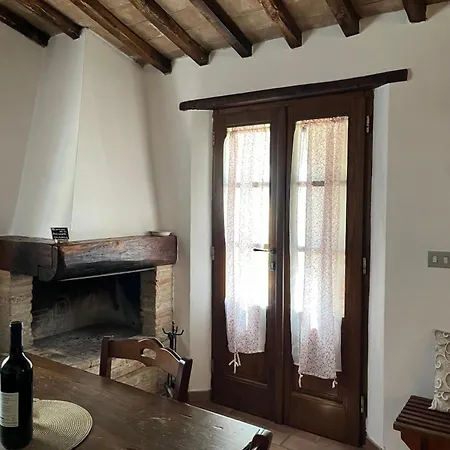 Le Querciole In Val D'orcia Apartment *