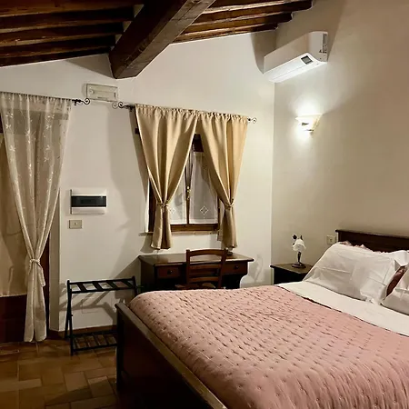 Le Querciole In Val D'orcia Lejlighed